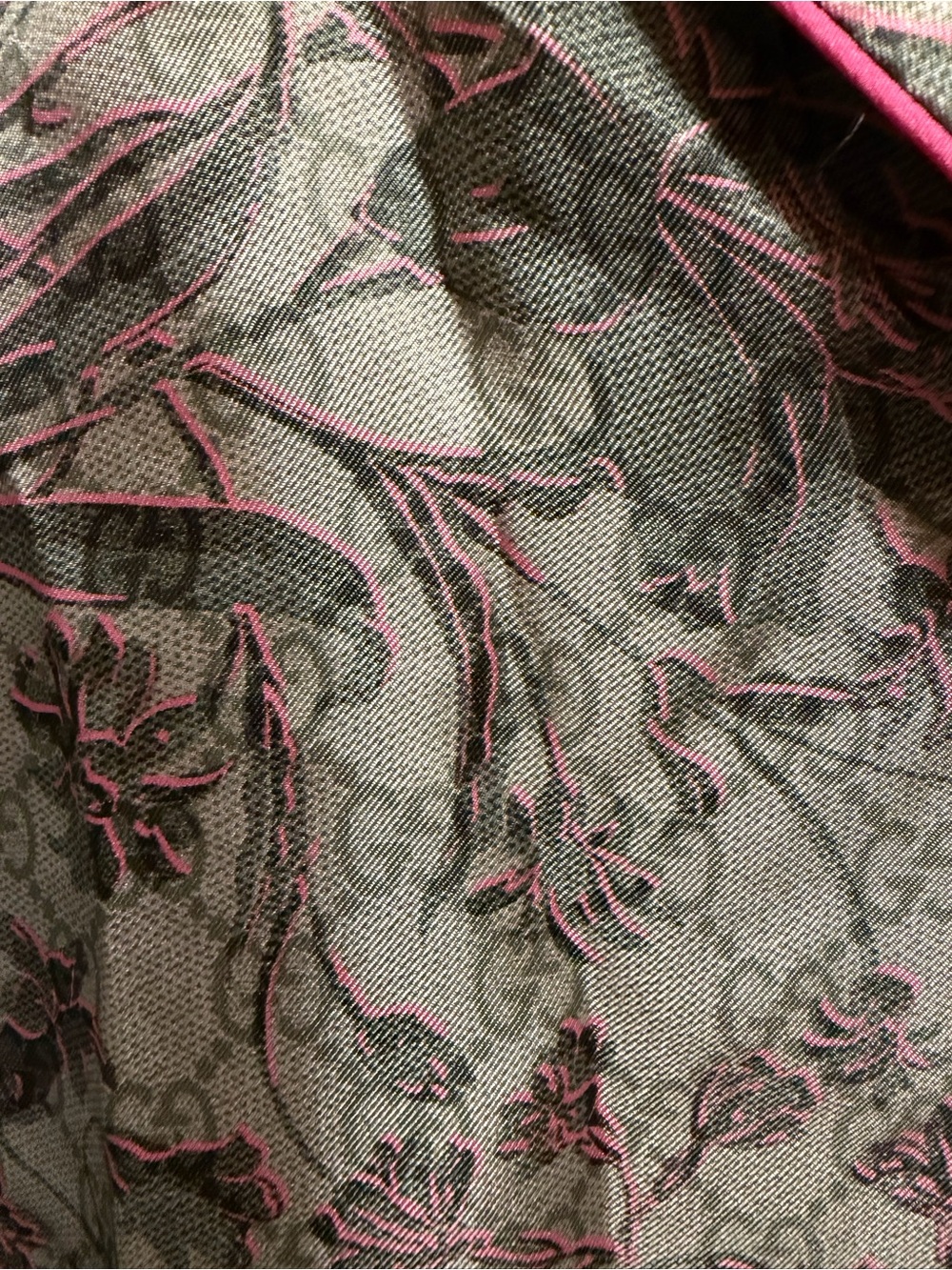 New Gucci GG Supreme Logo Floral Silk Pajamas Sleepwear Green Pink Size 44 US L - Picture 9 of 14